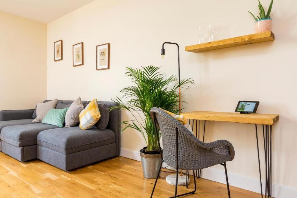 Panorama Apartments By Mesh Accommodation Short & Long Term Lets Ashford For Contractors Or Corporate Stays Exteriör bild