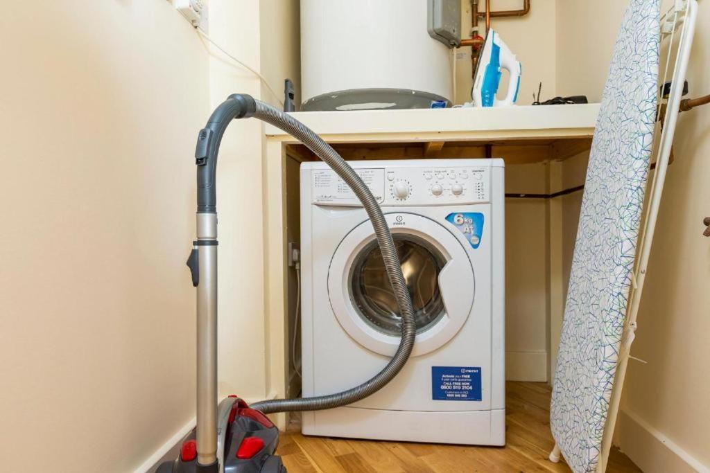Panorama Apartments By Mesh Accommodation Short & Long Term Lets Ashford For Contractors Or Corporate Stays Exteriör bild